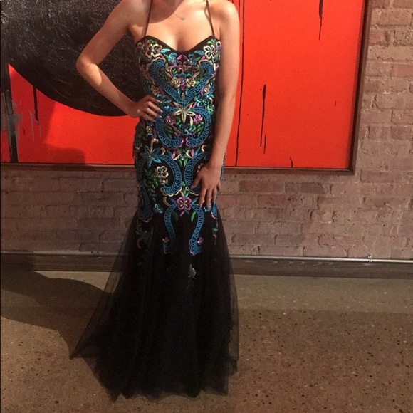 DRESS/GOWN - Picture 5 of 6